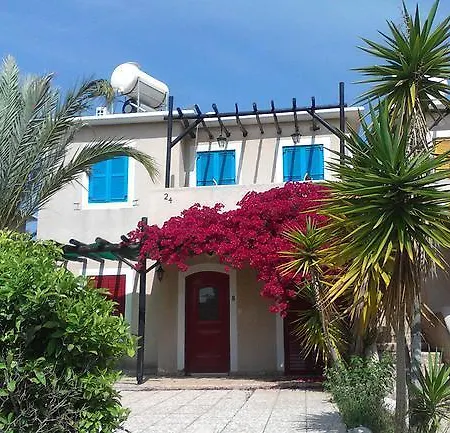 L'azure Apartment Protaras